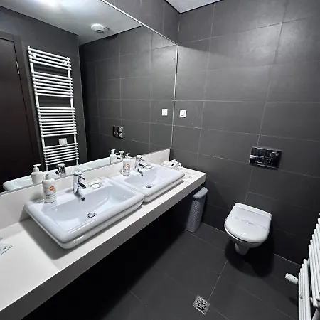 365 Apartments In בוקרשט מראה חיצוני תמונה